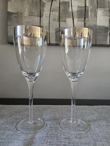Dorothy Thorpe Silver Band Trim White Wine Glass (Set Of 2) - Picture 1 of 2