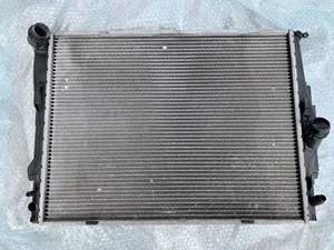 BMW X1 E84 E87 E90 N45 N46 PETROL WATER COOLER RADIATOR 17117521046 - Picture 1 of 10