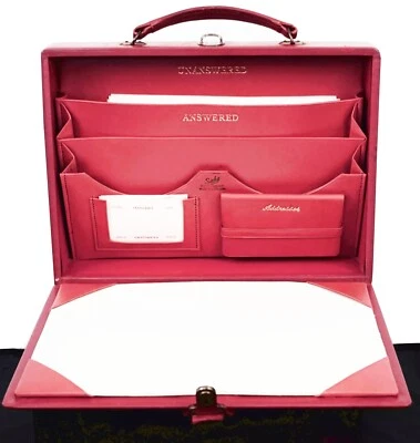 Estuche estacionario de cuero SAKS FIVE AVENUE raro de los años 50 para niños escribiendo desde el campamento Foto 1 de 4