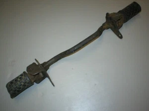 Foot Pegs Peg Strap Bracket (maybe Suzuki 1981 1980 1982 1983 TS250 TS400 TS185 - Picture 1 of 17