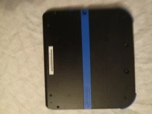 Nintendo 2DS Console Black/Blue w/Official Charger - Picture 1 of 11