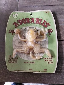 De colección 1970 The A-DOR-A-BLES Devil OILY jiggler RUSS BERRIE LIKE - Imagen 1 de 5