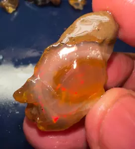 Ethiopian Welo Opal Rough 44 Carat – Bright Fire, Natural Raw Gemstone - Picture 1 of 4