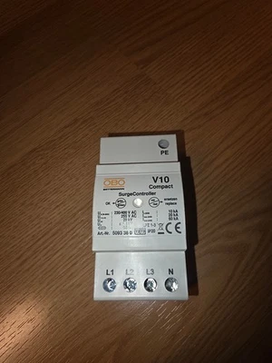 OBO V10 Compact 255 V Überspannungsableiter, 4-polig für TN +TT Netz 5093380 - Bild 1 von 2