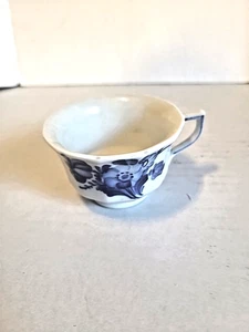 Royal Copenhagen Blue Flowers Angular Porcelain Footed Tea Cup 10/8562 - Picture 1 of 8