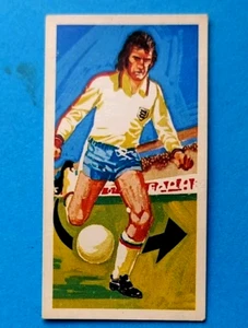 THE VOLLEY BROOK BOND PLAY BETTER SOCCER 1976 CARD No 28 EXCELLENT CONDITION - Picture 1 of 2