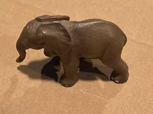 Schleich 3" Long Baby Elephant *Nice Condition* Early 2000 oo1 - Picture 1 of 6