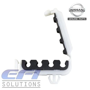 Brake Line Clip (4 Line Insulated) S14 R33 R34 WC34 AWC34 C34 C35 Silvia Skyline - Picture 1 of 3