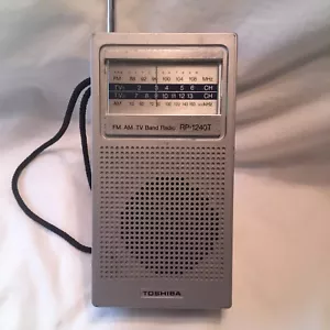 TOSHIBA FM/AM/TV Band Radio RP-1240-T Works Great - 15” Antenna - Picture 1 of 6