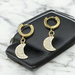Cerchietti da lobo Dorati in Acciaio con Pendente Luna e Strass Bianchi - Imagen 1 de 4
