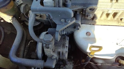 Bomba de dirección asistida Kia Spectra 2004-2009 con soporte de montaje OEM 2,0 L 571002F151 Foto 1 de 3