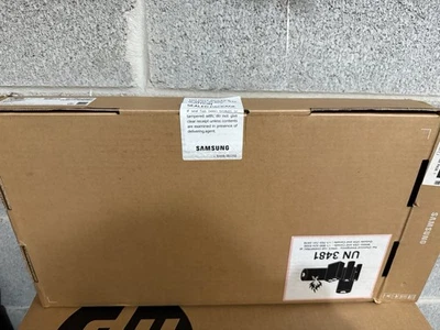 Samsung Galaxy Book Go 14" FHD, Qualcomm Snapdragon Gen 2 , 4GB RAM, 64GB - Image 1 of 4