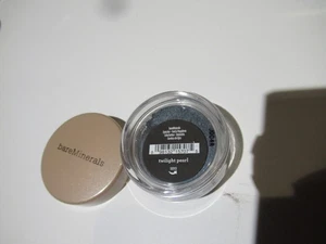 Bare Minerals ~ TWILIGHT PEARL~ Eyeshadow Full Size .57g Bare Escentuals RARE - Picture 1 of 2