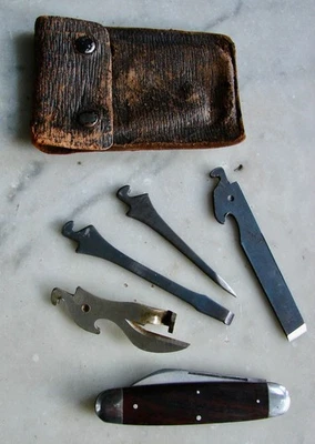 古董小刀带4个可拆卸附件凿子开罐螺丝刀 — 第 1/4 张图片