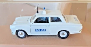 1:43 Diecast Eligor Ford Cortina Mk1 Police Model Car on Plinth in Showcase Mint - Picture 1 of 11