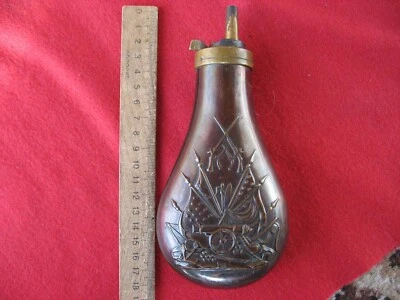 VTG RARE COPPER BRASS GUN POWDER BOTTLE FLAS ,WAR,CANNON,MUSKETS , Russiа - Image 1 of 4