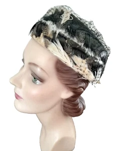 50s 60s Vintage Feather Pillbox Hat - Picture 1 of 5