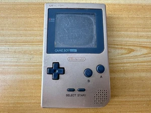 Consola de sistema portátil Nintendo Gameboy Pocket MGB001 Champagne bronce dorado - Imagen 1 de 7