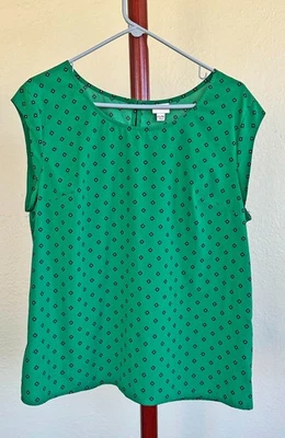 Merona Green with Tiny Blue Flowers Print Cap-Sleeve Crew Neck Keyhole Top XL Foto 1 de 4