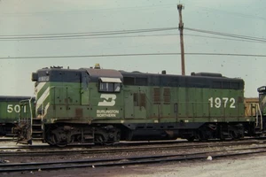 BN BURLINGTON NORTHERN 1972 KANSAS CITY MO 1978 KODACHROME TRAIN SLIDE - Picture 1 of 1