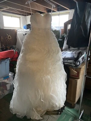 wedding dresses size 4-6 - Image 1 of 4