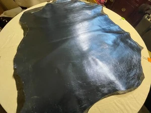 LEATHER SKINS,Hides,,METALLIC MIDNIGHT BLUE,,OR428-75 - Picture 1 of 12