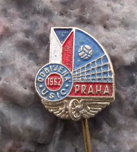 USIC 1962 Railway Sports Union Checoslovaquia campeonatos de voleibol insignia pin - Imagen 1 de 2