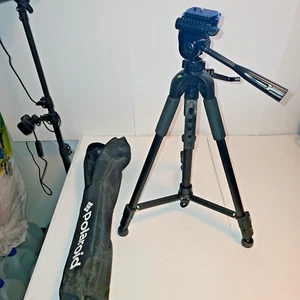 Polaroid PLTRI57 Black 57" 145cm Photo Video Camcorder Camera Tripod IN CASE - Picture 1 of 2