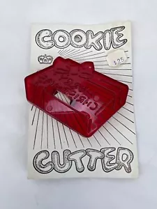 New Vintage HRM Merry Christmas Present Red Cookie Cutter - Picture 1 of 3