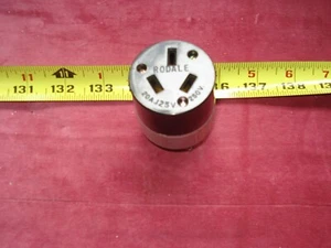 (0473.) Elect. Conector Rodale 20A 125/250 V 3 orificios conectado a tierra (para pasadores en ángulo) - Imagen 1 de 3
