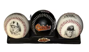 Juego de 3 béisbol CAL RIPKEN JR BALTIMORE ORIOLES 1995 Photoball Burger King con soporte - Imagen 1 de 1