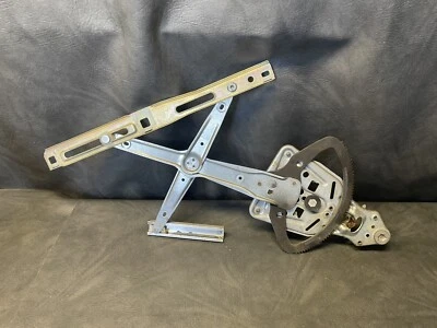 90-02 MERCEDES-BENZ R129 SL320 SL500 RIGHT PASSENGER DOOR WINDOW REGULATOR OEM - Image 1 of 4