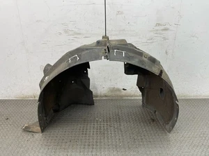 Paraspruzzi passaruota anteriore destro BMW i3 2014 17370110 LIQ13765 - Foto 1 di 17