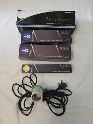 digital grow lamps bundle Solis tek x3, intelligent lighting maxibright - Image 1 of 4