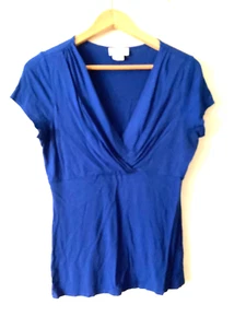Woman's top by Chaus-Size S-95% Rayon Knit-Bright Blue-Fast Shipping!!! - Foto 1 di 4