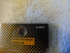 Optronics A-48TC 4 ft. flat 4-Way Trunk Connector new in box - Picture 1 of 2