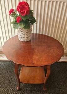 VINTAGE WOODEN SEWING BOX QUEEN ANNE STYLE LEGS LIFT UP LID SHELF BELOW. - Picture 1 of 4