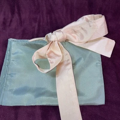 Bolso de ropa lencería vintage de hilo de rayón celanés producto Victoria Vogue de los años 40 Foto 1 de 4