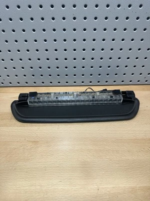 04-10 Bmw E60 5 Series 525xi 530i 525i Third 3rd Brake Light Stop Lamp 6 927 017 - Image 1 of 4