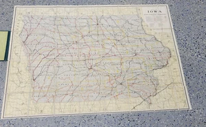 VTG 1900's Rand McNally - RAILROAD - MAP of IOWA- Book w/fabric Fold Out Map - Picture 1 of 3