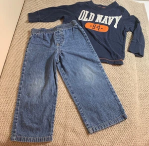 JUNGEN FREIZEIT OUTFIT Kinder R Us Jeans und Old Navy Langarmshirt 2T KLEINKIND - Bild 1 von 8