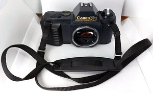 Canon T50 35 mm pellicola reflex foto fotocamera flash cinghia e custodia - attacco FD - Foto 1 di 7