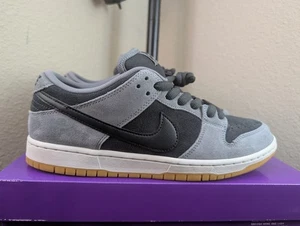 Größe 10 - Nike Dunk SB Low Dark Smoke Grey (HF3063-001) - Bild 1 von 11