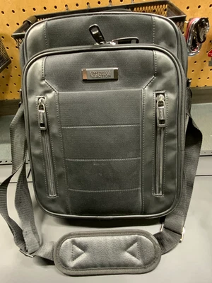 Bolsa para laptop Kenneth Cole Reaction - Imagem 1 de 4