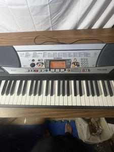 Yamaha PSR-GX76 76-Tasten Electronic Keyboard - getestet schaltet ein, naht für Funktion - Bild 1 von 24