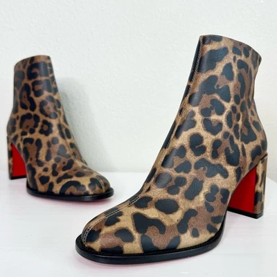 NUEVO CON ETIQUETAS Christian Louboutin Adoxa Botines Talla 36 Negro/Marrón $1295 Foto 1 de 4