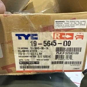 TYC 19-5645-00 Fog Light Assembly For 03-04 Ford Expedition - Picture 1 of 4