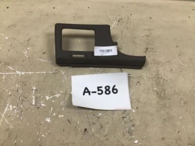 2007 TOYOTA SIENNA FRONT LEFT AC VENT BEZEL OEM+ - Image 1 of 4