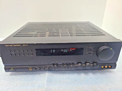 HARMAN/KARDON AVR 20II Surround Sound Home Theater Receiver No Remote - Image 1 of 4