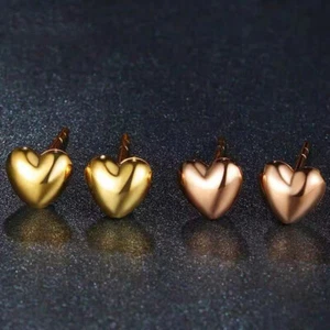 18K Solid Gold Ear Stud Earrings Loving Heart Beautiful Charm Jewelry - Picture 1 of 11